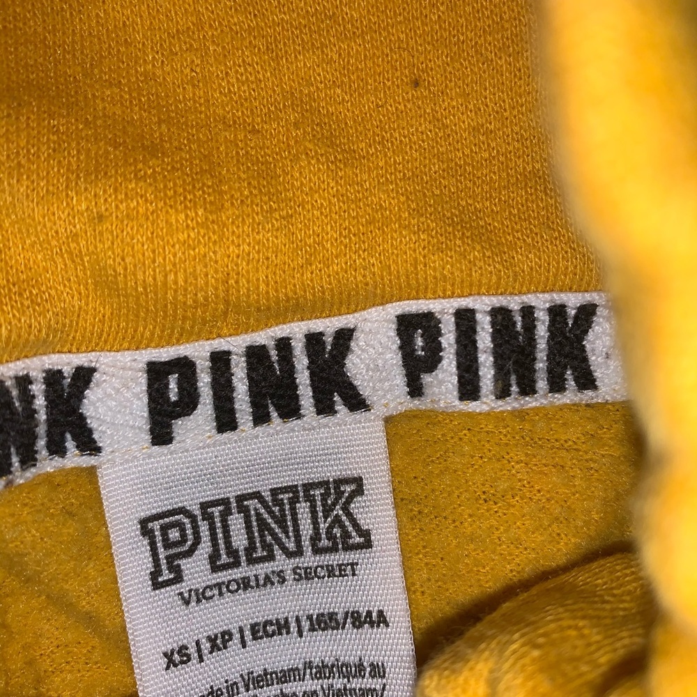 Pullover - Picture 2 of 2